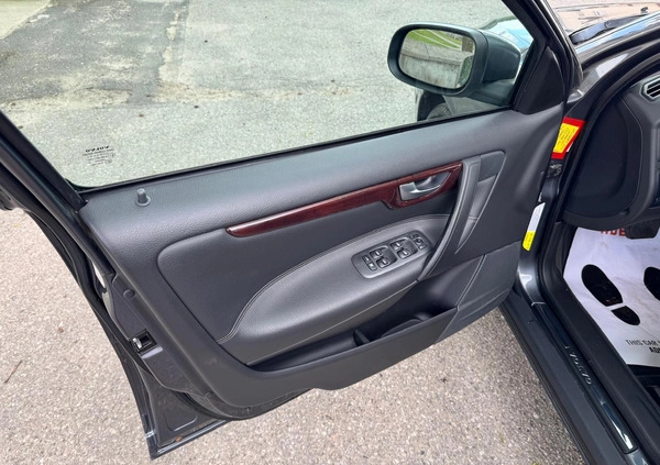 Volvo V70 cena 22900 przebieg: 260000, rok produkcji 2007 z Rabka-Zdrój małe 781
